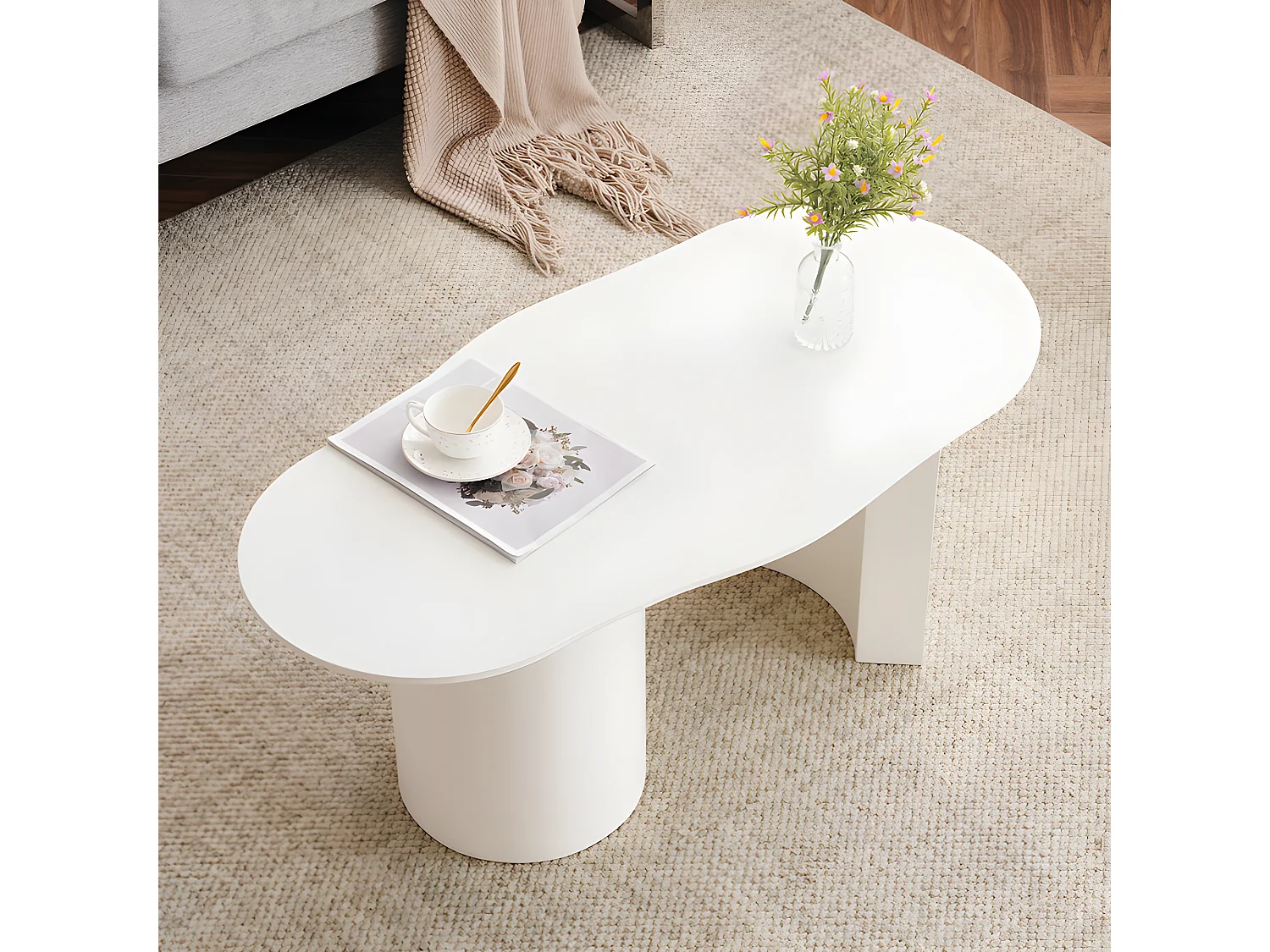 Couchtisch L 100 cm – mit unregelmäßiger und elegant geschwungener Platte – Weiß