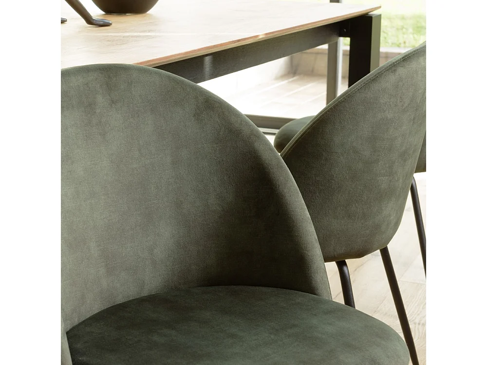 TOM - Lot de 2 chaises dossier arrondi tissu velours vert pieds noir