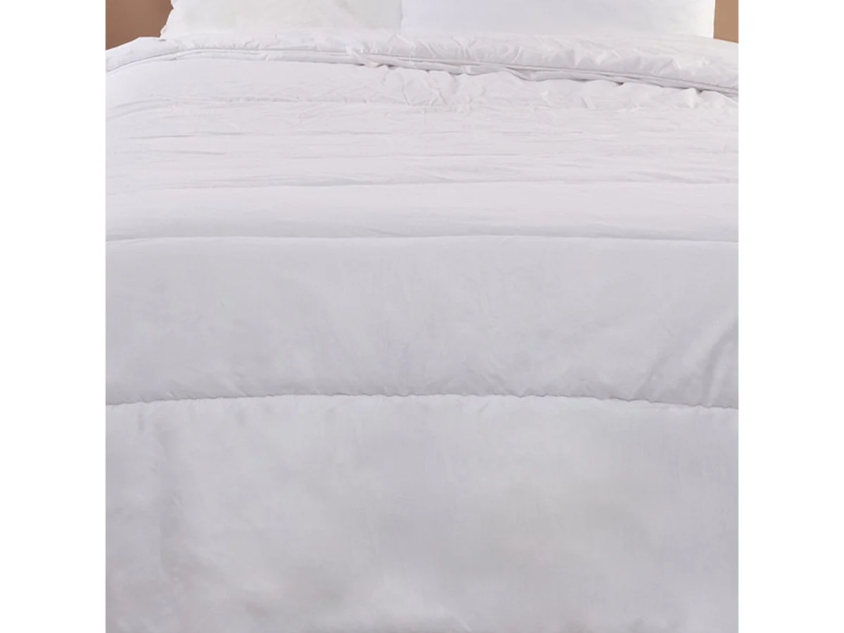 Couette Ultra Légère 150g/m2 - 200x200cm