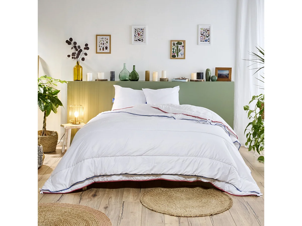 Couette 4 saisons Anti-acariens - 3 couettes en 1 - 140x200cm