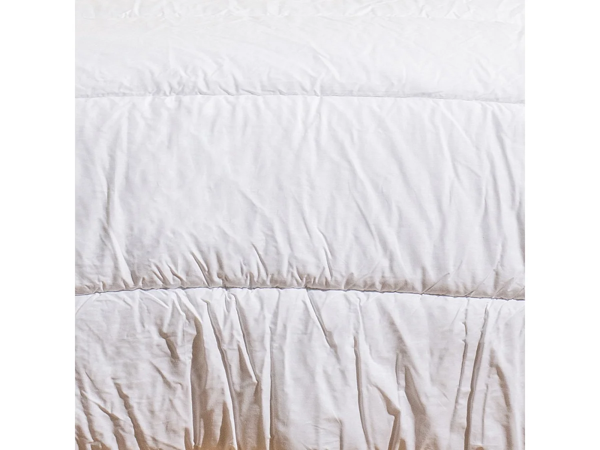 Couette Anti-acariens Eté - Légère 200gr/m2 - 200x200cm