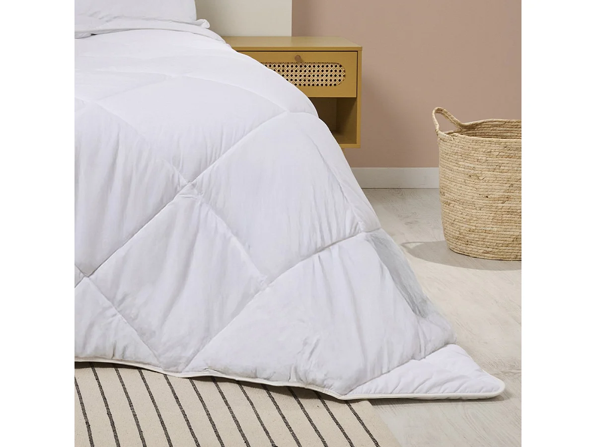 Couette Chaude Lavable à 95° 140x200cm