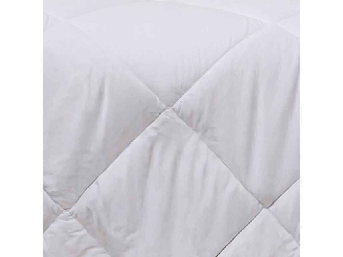 Couette Chaude Lavable à 95° 140x200cm