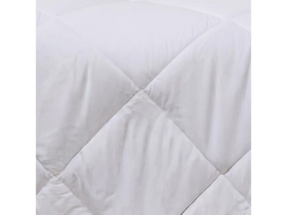 Couette Chaude Lavable à 95° 240x260cm