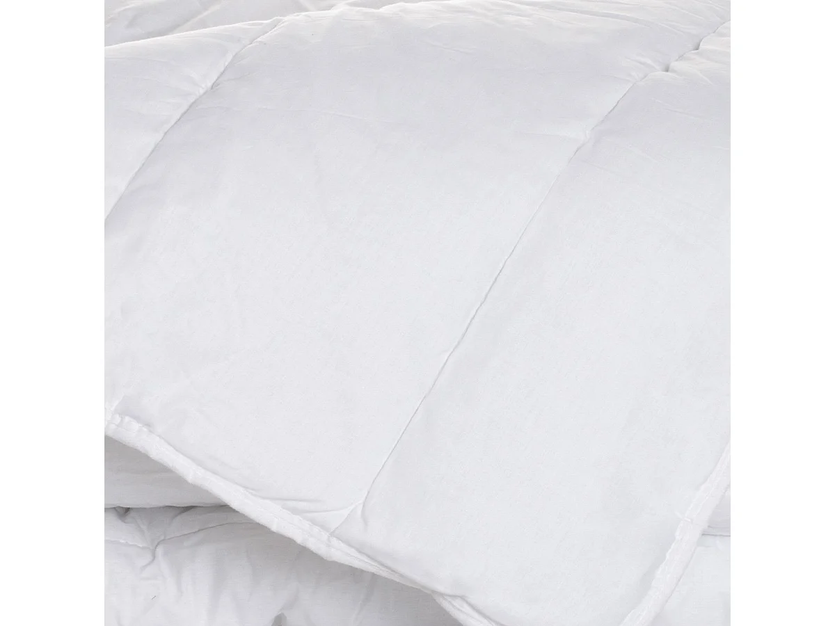 Couette Ultra Légère 150g/m2 - 240x260cm
