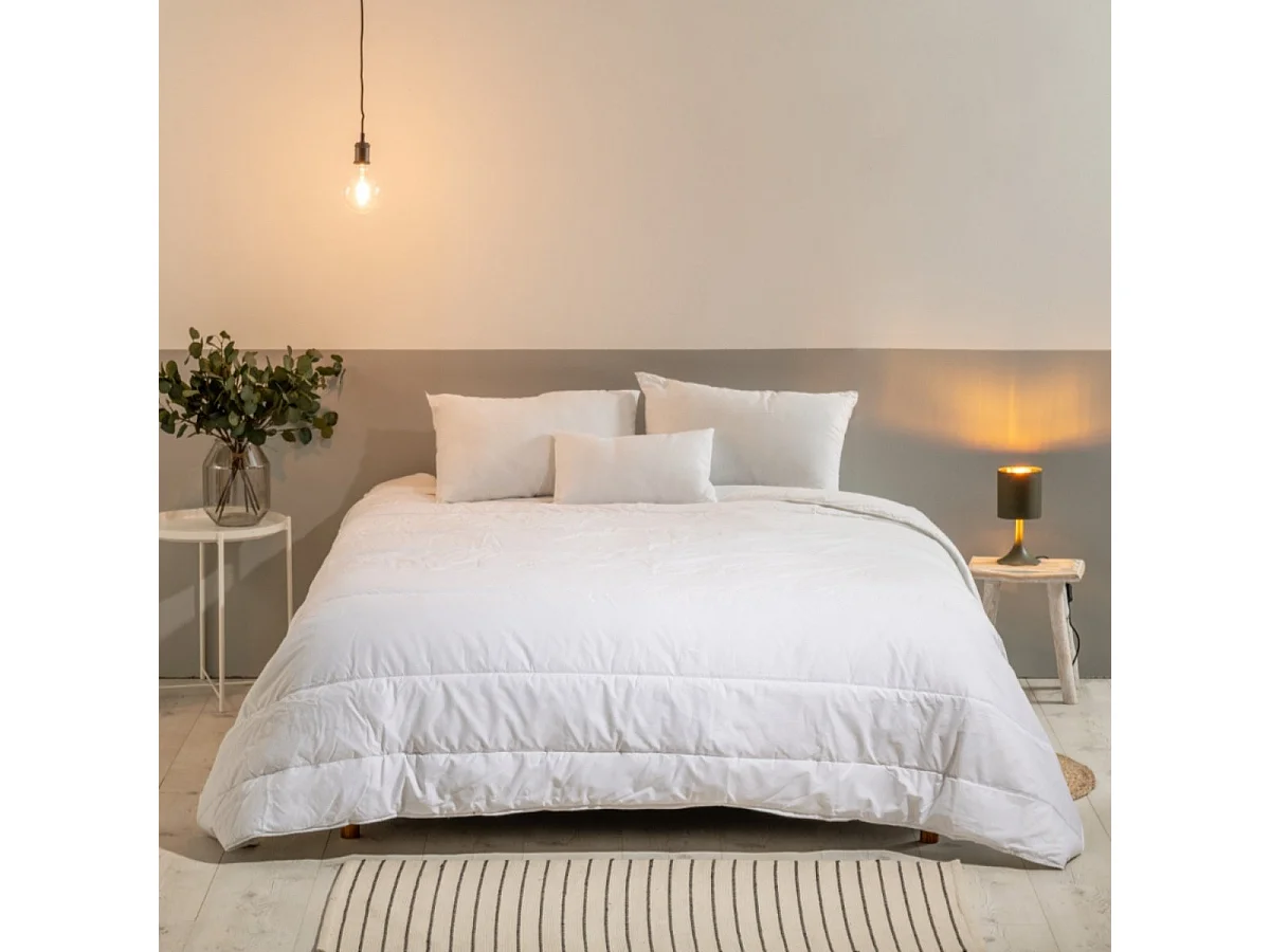 Couette Légère Spéciale Eté 140x200cm