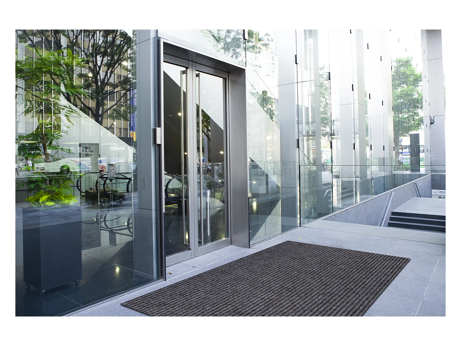 Paillasson antidérapant pour les mètres courants GIN 1206 Liverpool  100x100 cm