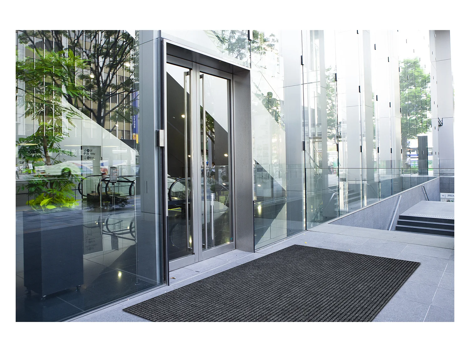 Ruitenwisser anti slip GIN 2126 liverpool extern, intern, op een rubbe 200x390 cm