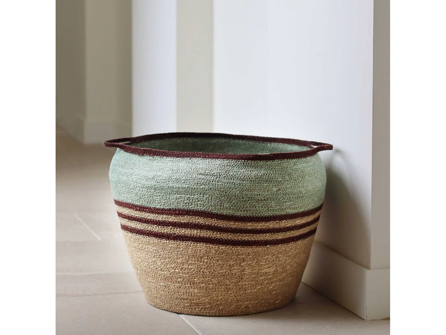 Now's Home - Panier En Jonc De Mer Tresse Main Vert Celadon 40x40cm Chobie