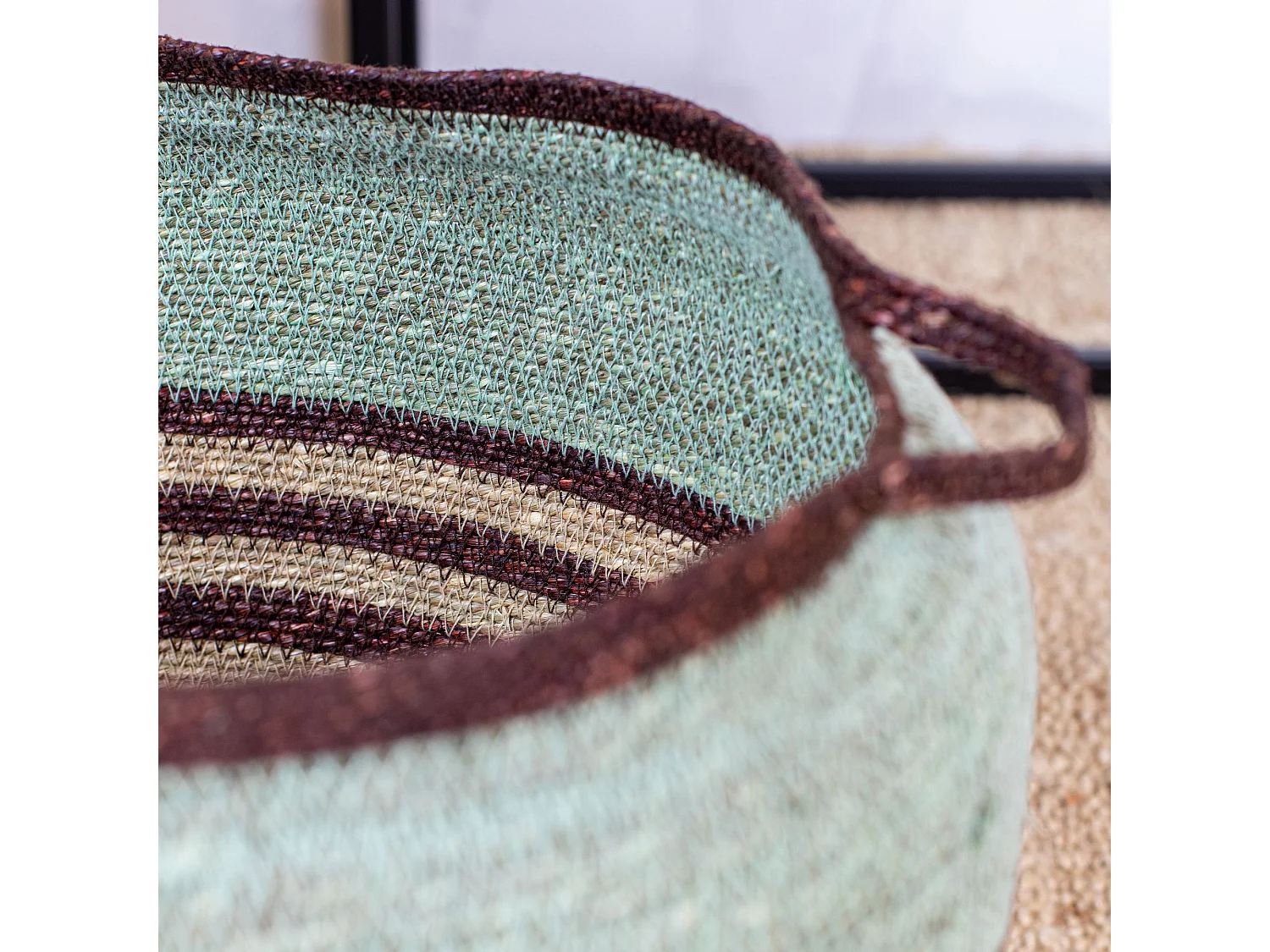 Now's Home - Panier En Jonc De Mer Tresse Main Vert Celadon 40x40cm Chobie