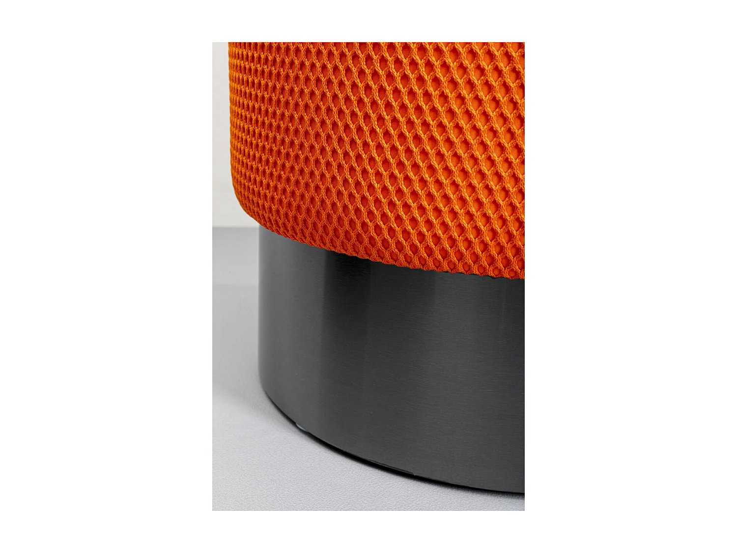 Tabouret Jody orange - Mesh noir Ø35cm