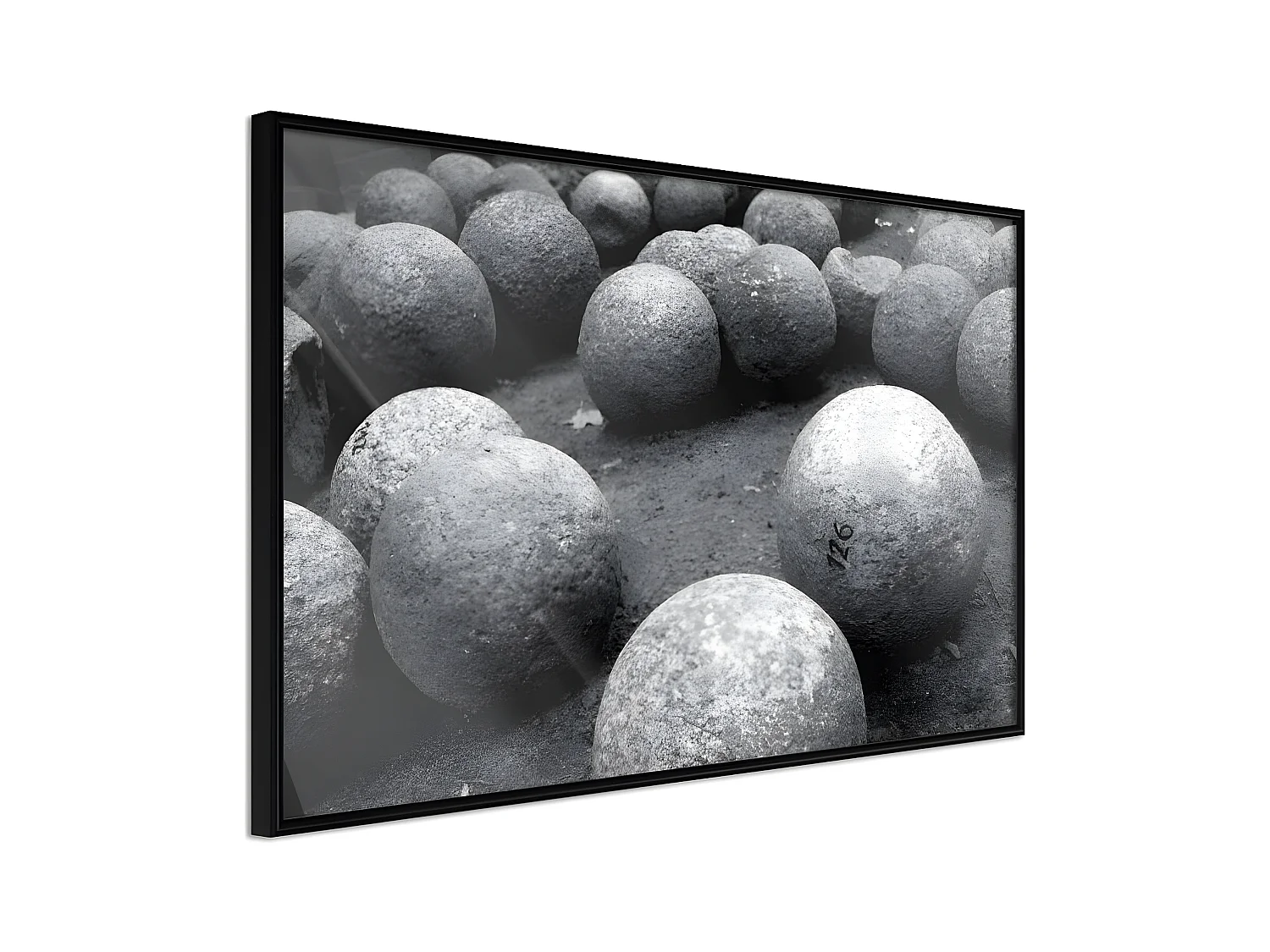 Affiche Murale Encadrée "Stone Spheres" 45 x 30 cm Noir
