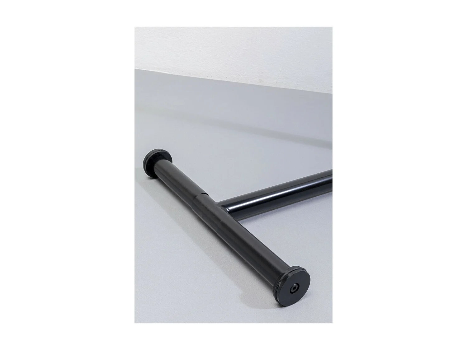 Table d’Appoint Easy Living Noir Ø46cm