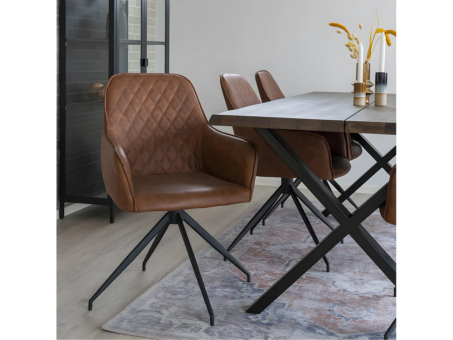 KARBO - Fauteuil Pivotant Simili Marron et Piétement Acier