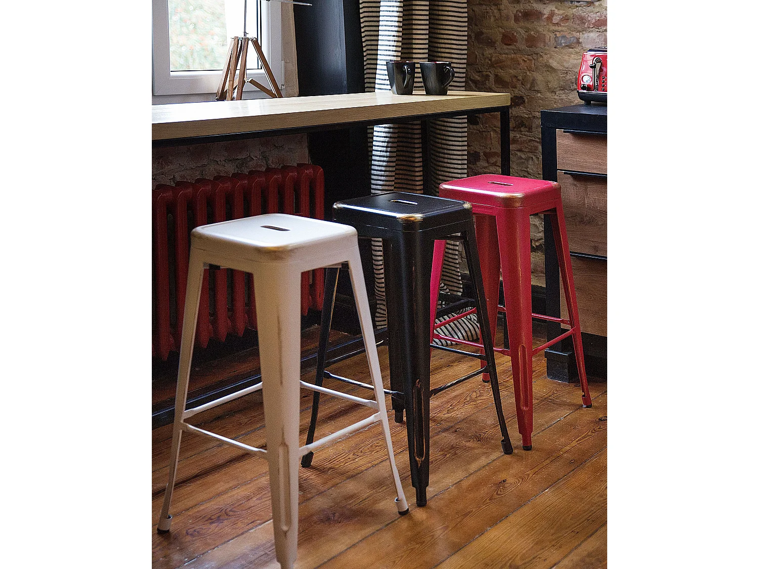 Hocker 2er Set in industriellem Stil Metall schwarz 76 cm Cabrillo