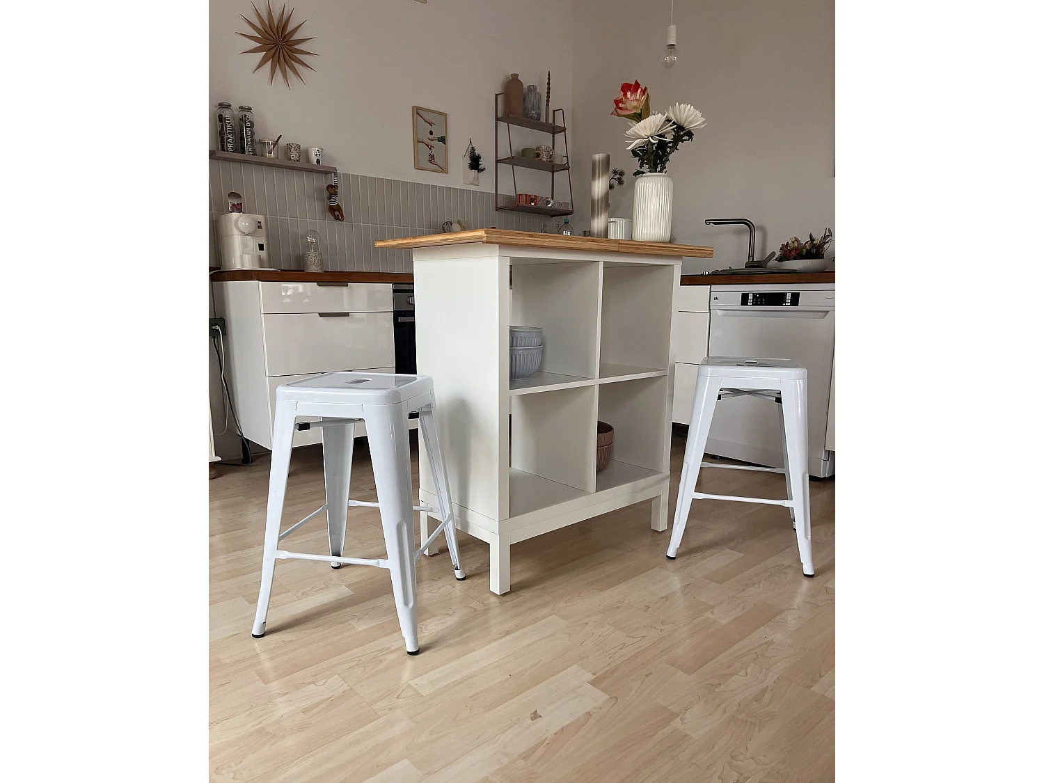 Set mit 2 Barhockern CABRILLO Metall Weiss