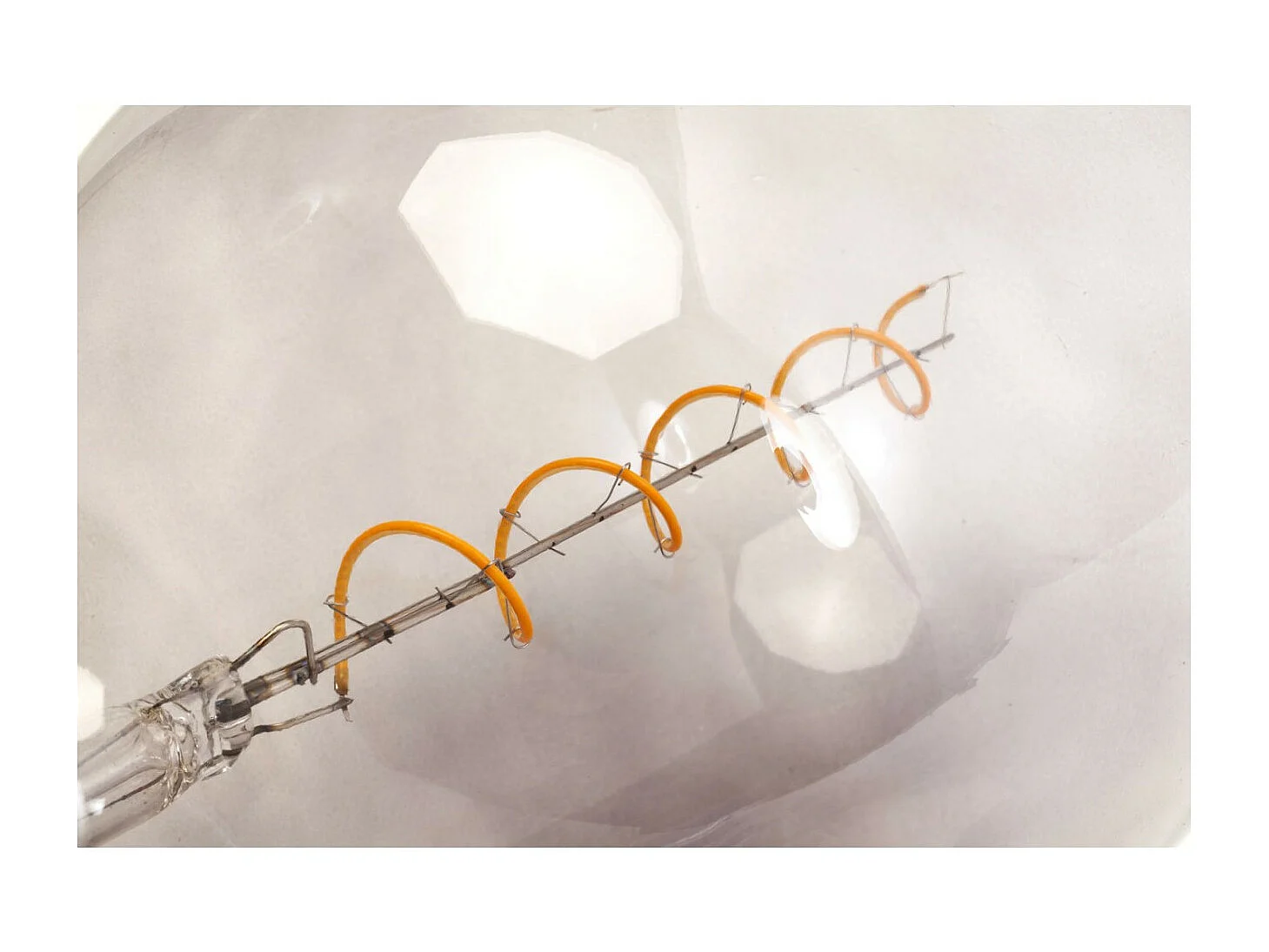 Birne Spiral LED Grau