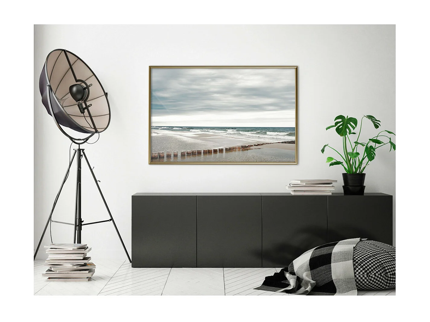 Affiche Murale Encadrée "Chilly Morning at the Seaside" 90 x 60 cm Or