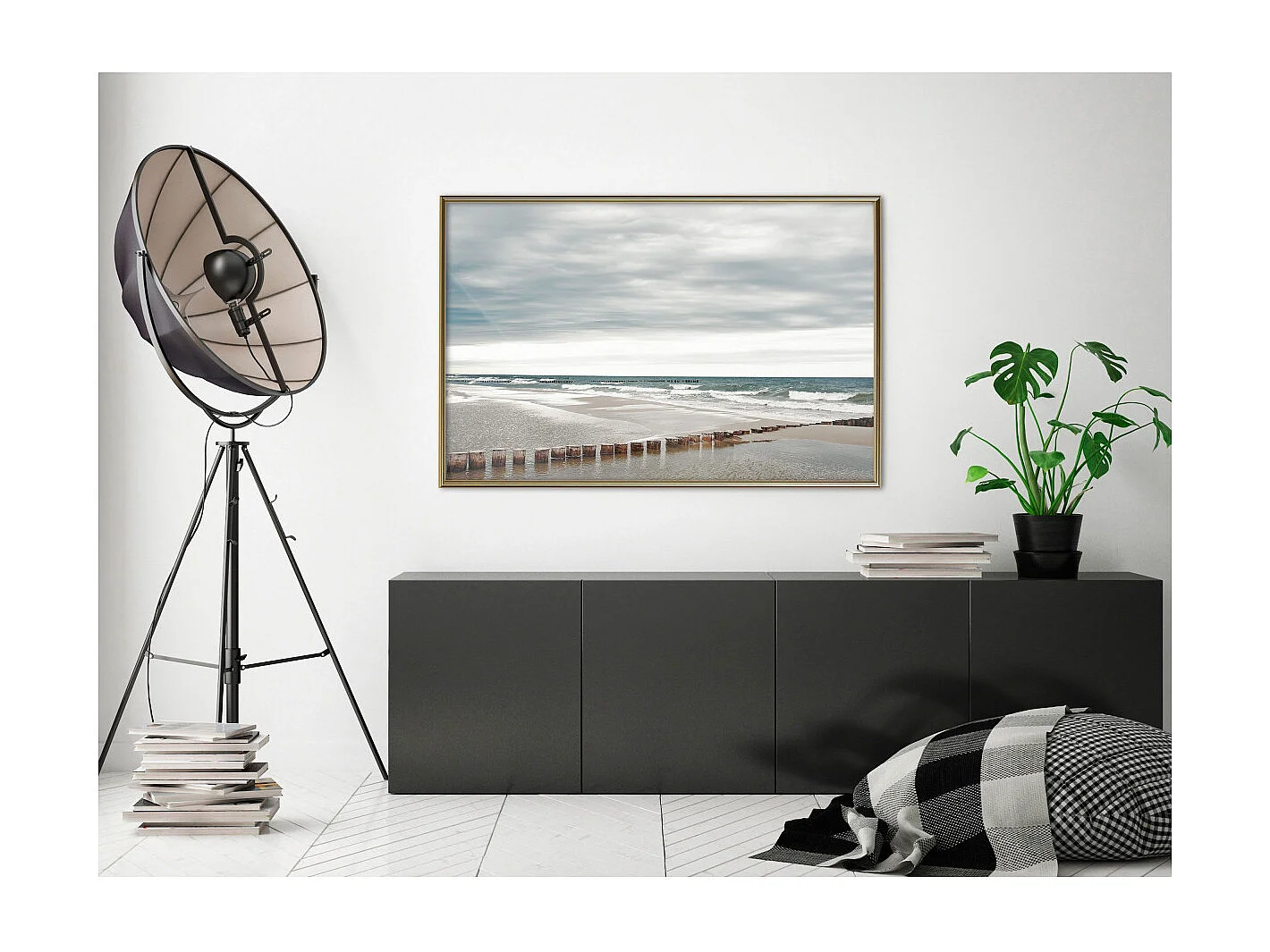 Affiche Murale Encadrée "Chilly Morning at the Seaside" 90 x 60 cm Or