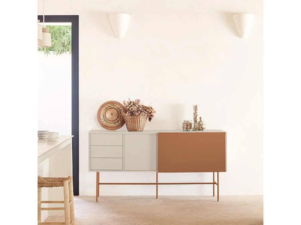 Nube - Buffet avec porte coulissante en bois L180cm - Marron argile