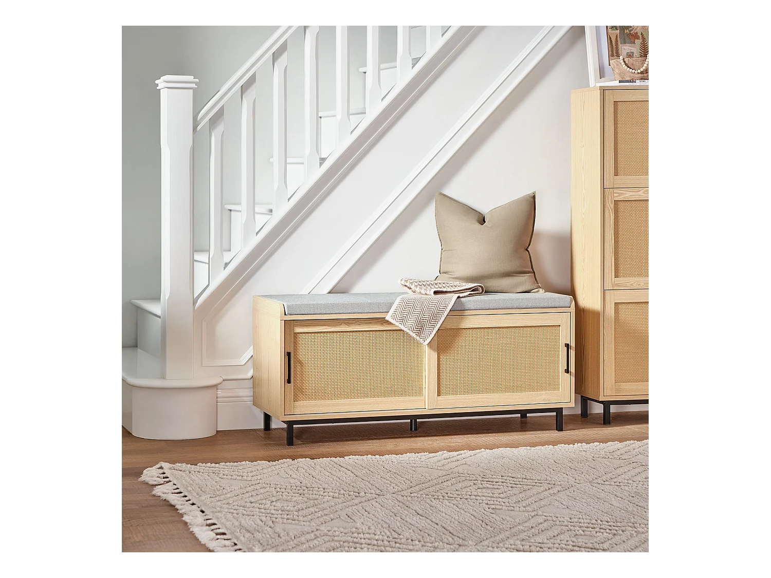 SoBuy FSR154-N Banc à Chaussures avec Coussin Rembourré, 2 Portes Coulissante et Façades Rotin Tissé