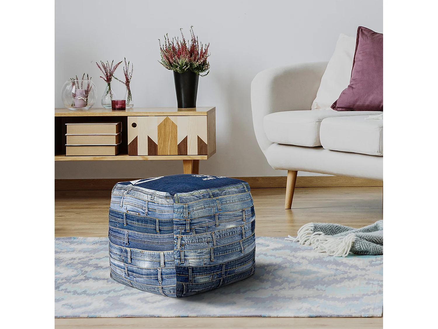 Pouf carré Pittsburgh 45 cm bleu pièce unique artisanal en jean rembourrage de coton coussin de sol cube d’assise repose-pieds confortable déco salon