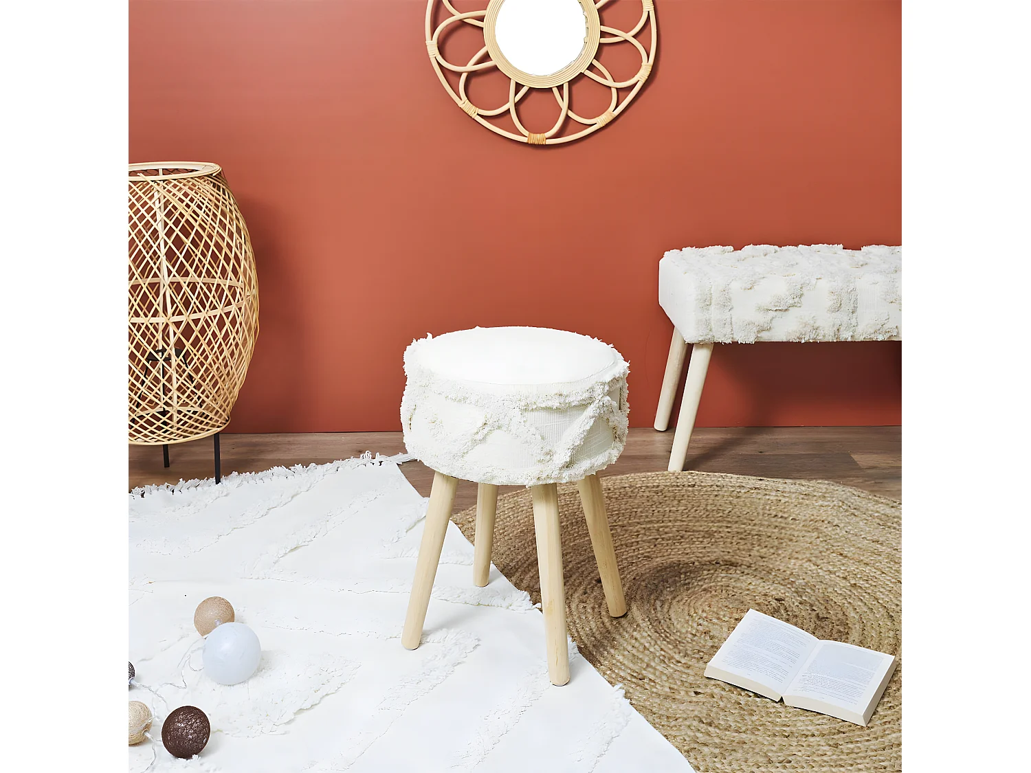 SKULLY - Tabouret Scandinave Beige Motifs Imitation Fourrure