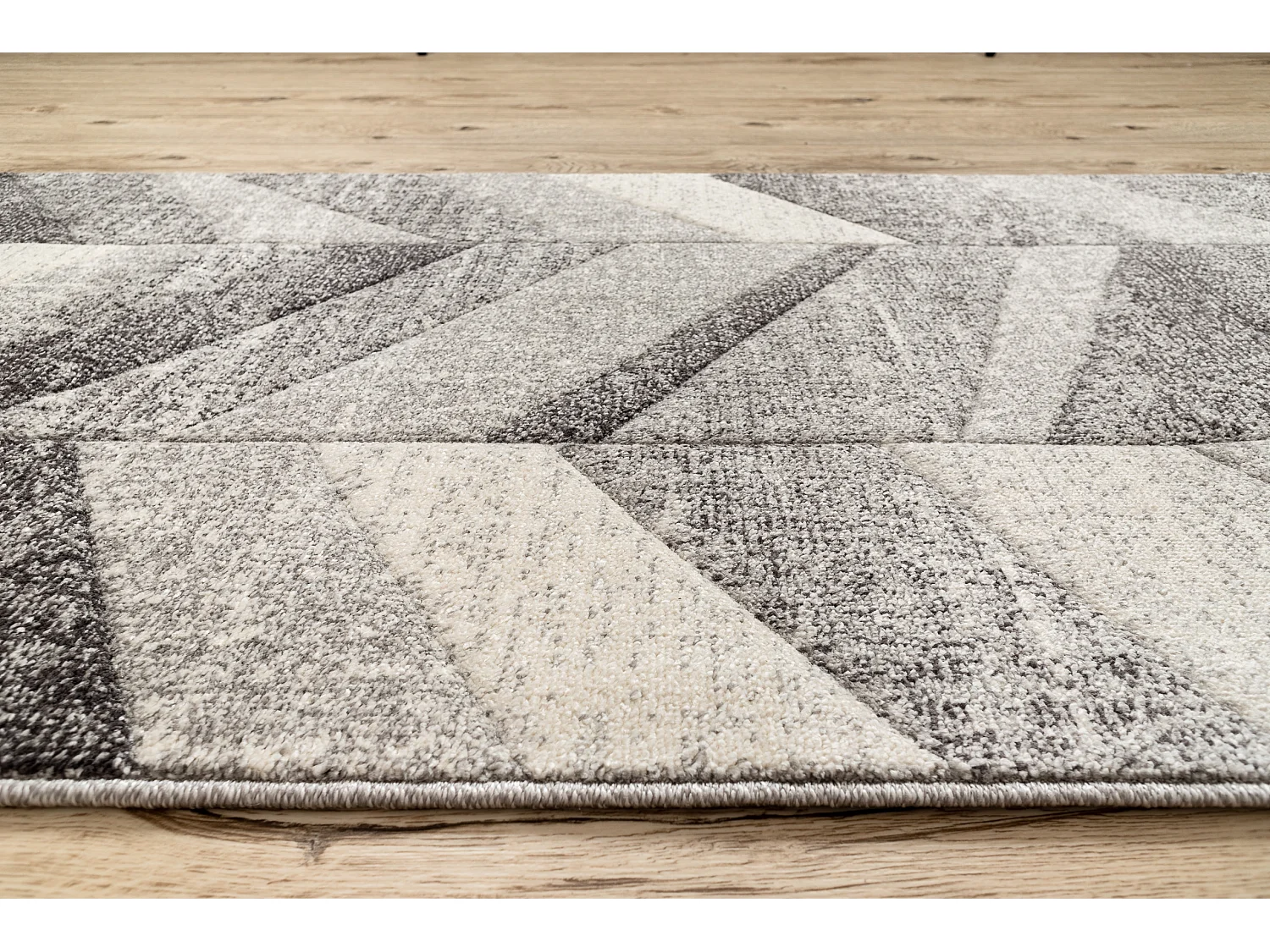 Tapis de couloir FEEL 5673/16811 CHEVRON gris / anthracite / crème 100x350 cm