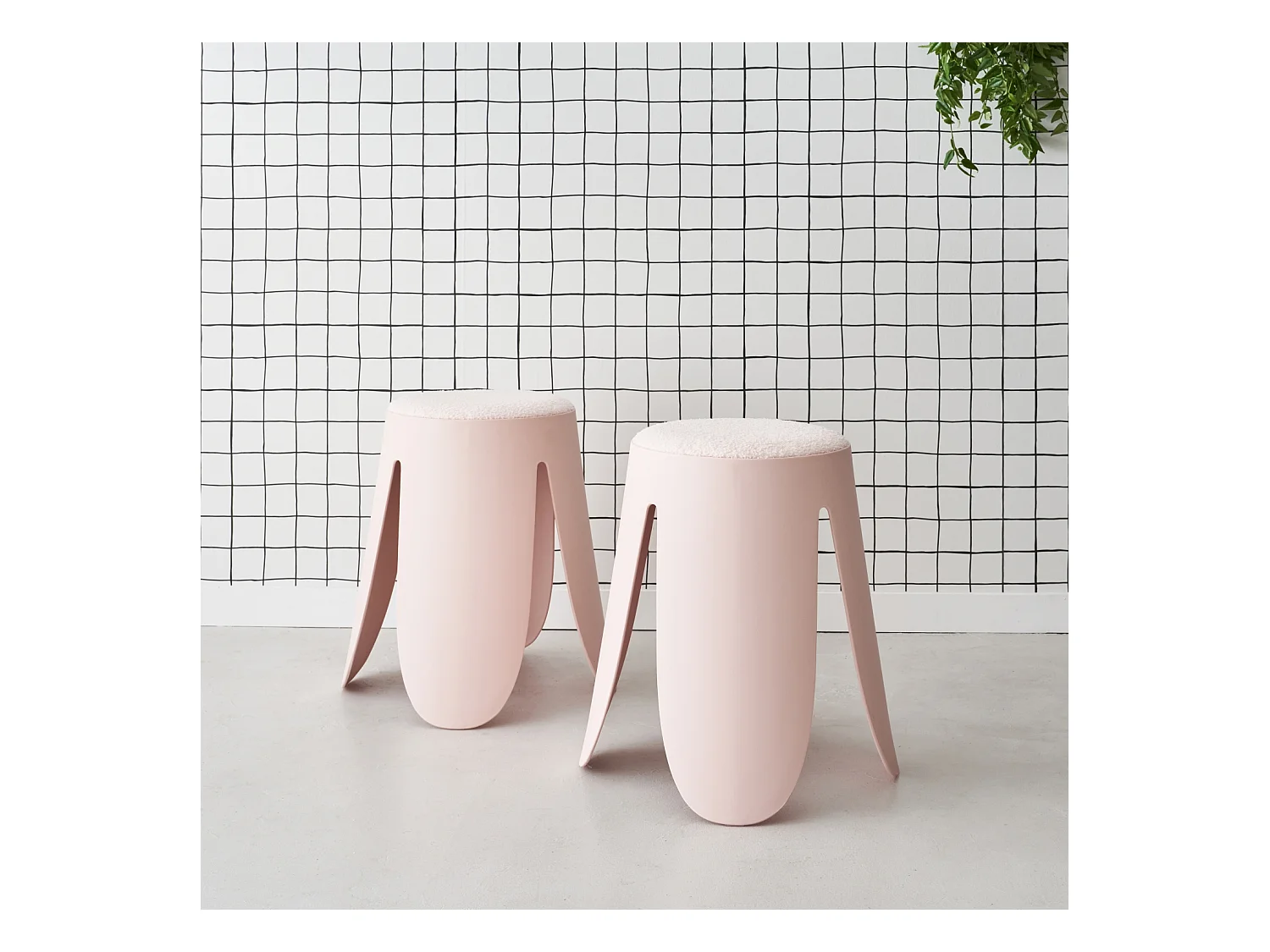 Taburete apilable con asiento texturado, set de 2 rosa