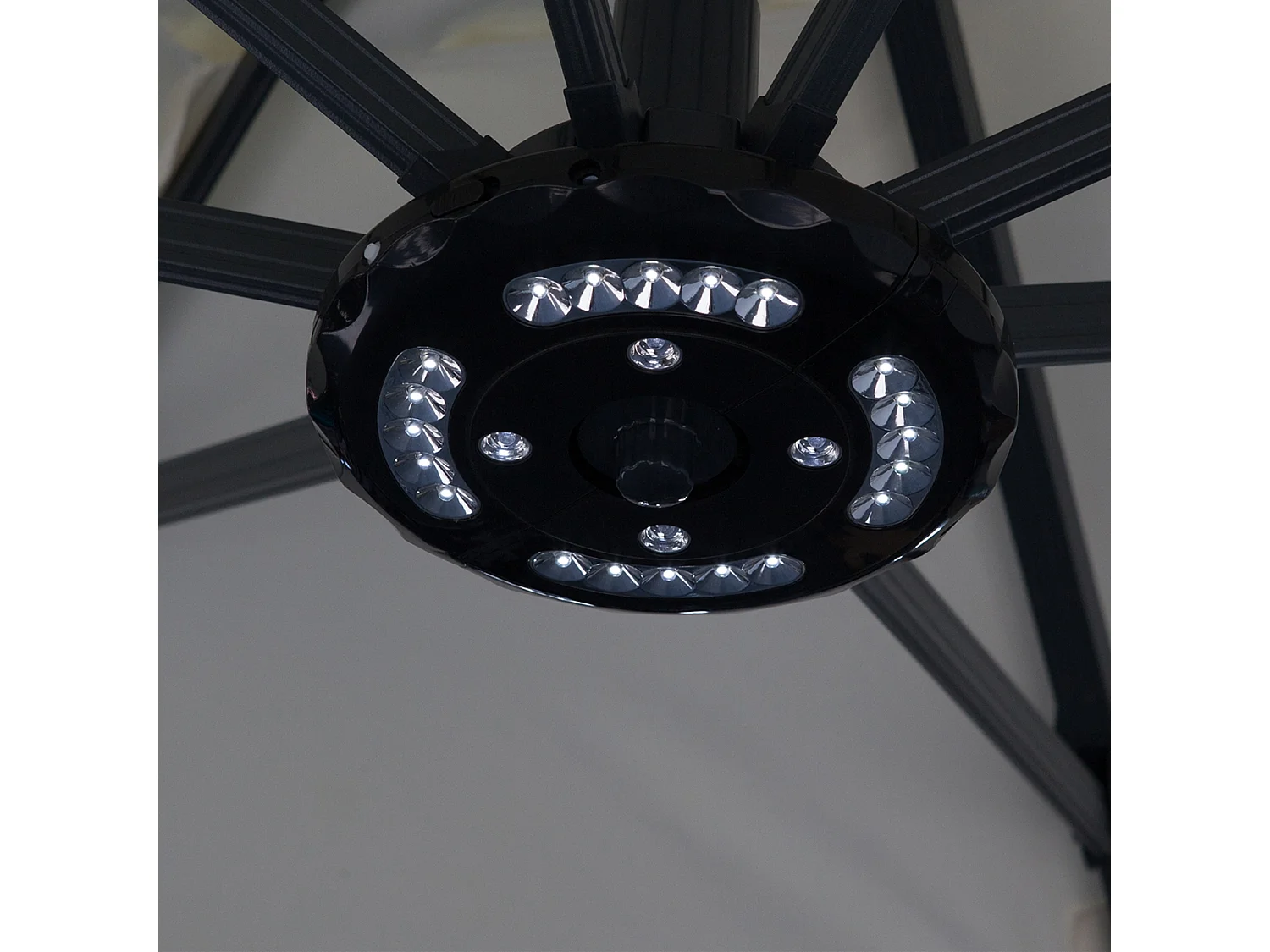 Lampe LED - Noir -  Pour parasol mât central. et déporté sweeek