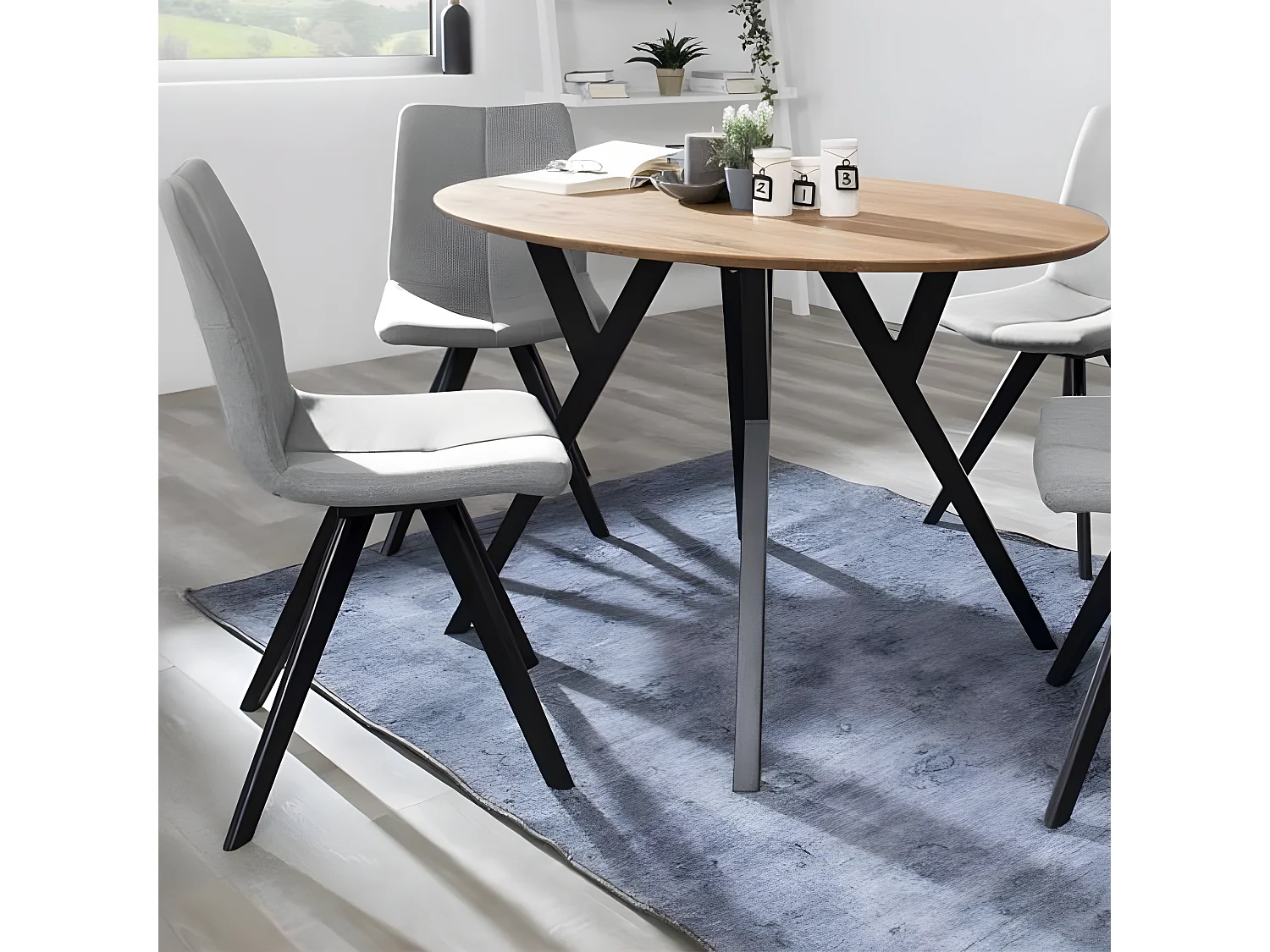 Lot 2 chaises tissu gris clair et piètement chêne massif noir - MISU