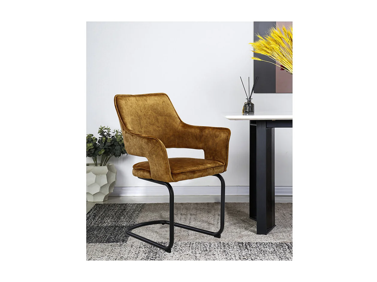 Lot 2 chaises tissu jaune velours piétement luge métal noir - RIO