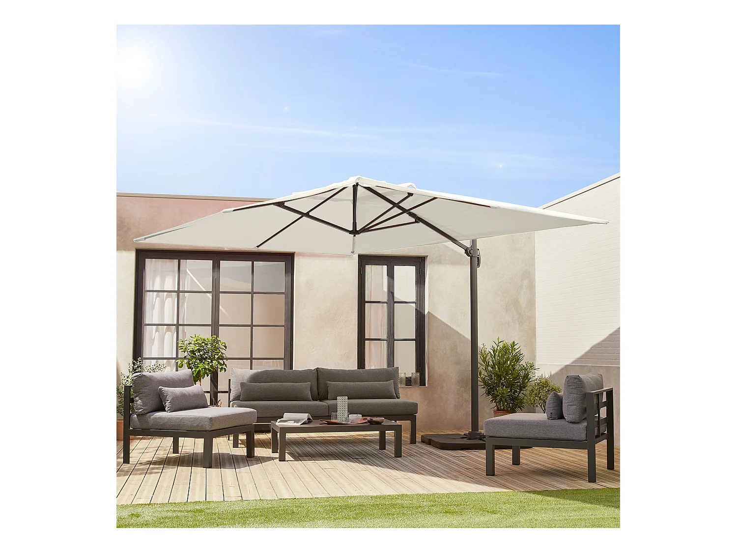 Parasol déporté rectangulaire 3x4m - Wimereux - Ecru - Parasol excentré inclinable dans 5 positions. rotatif à 360°.