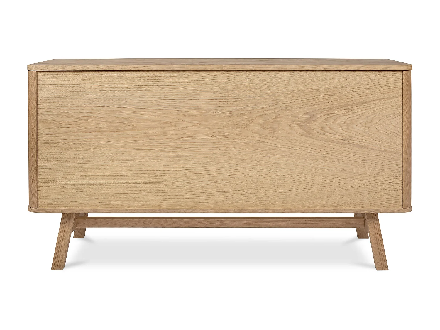 Aparador de madera estilo escandinavo