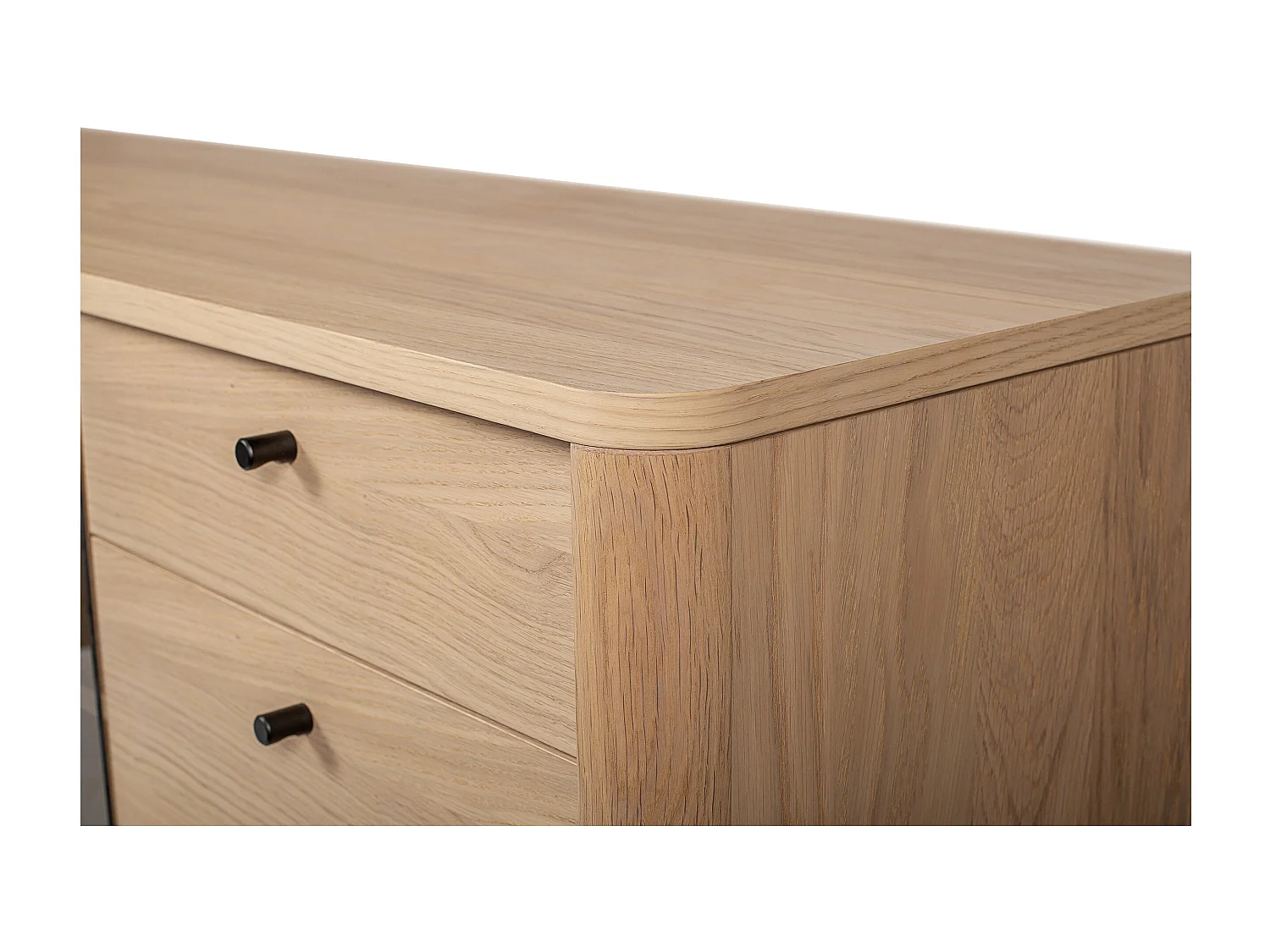 Aparador de madera estilo escandinavo