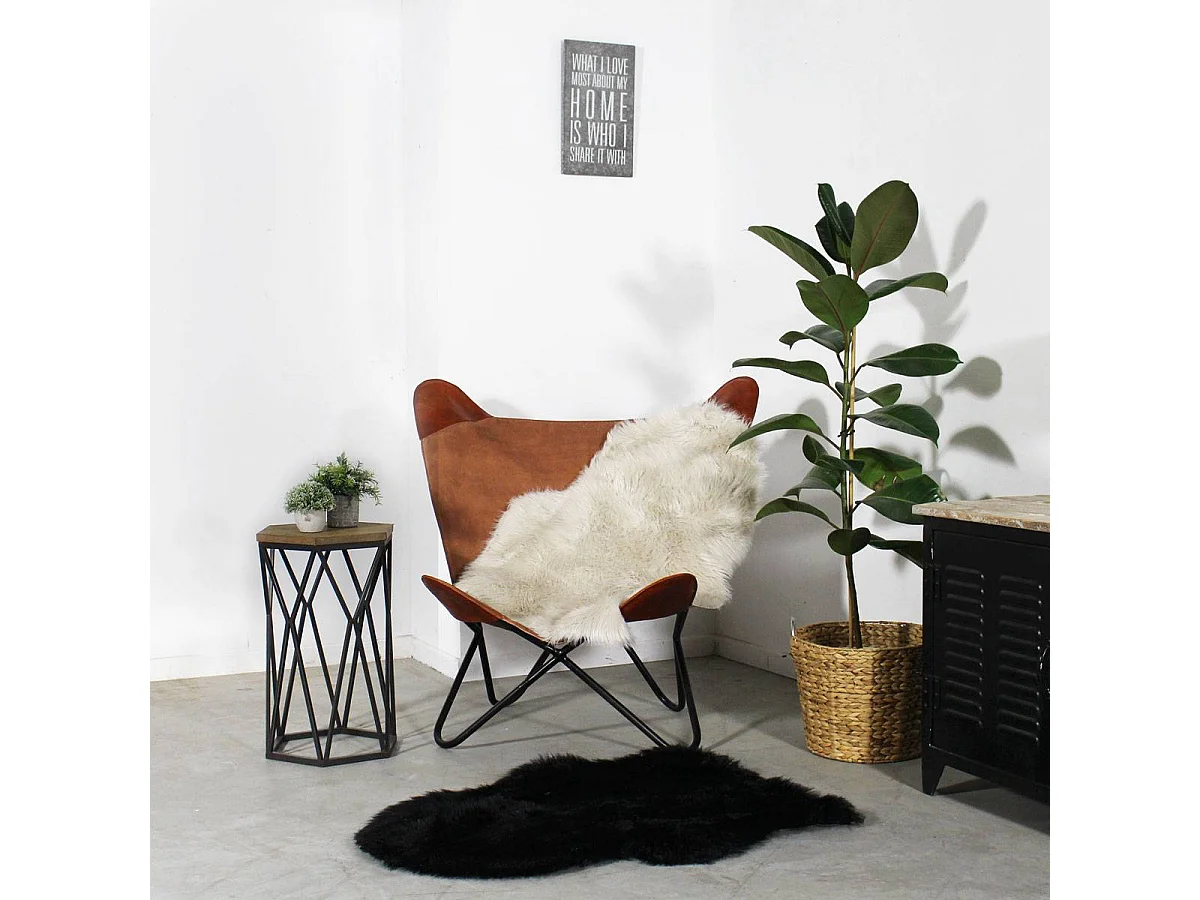 Manta de piel sintética negra suave y hygge para tu hogar