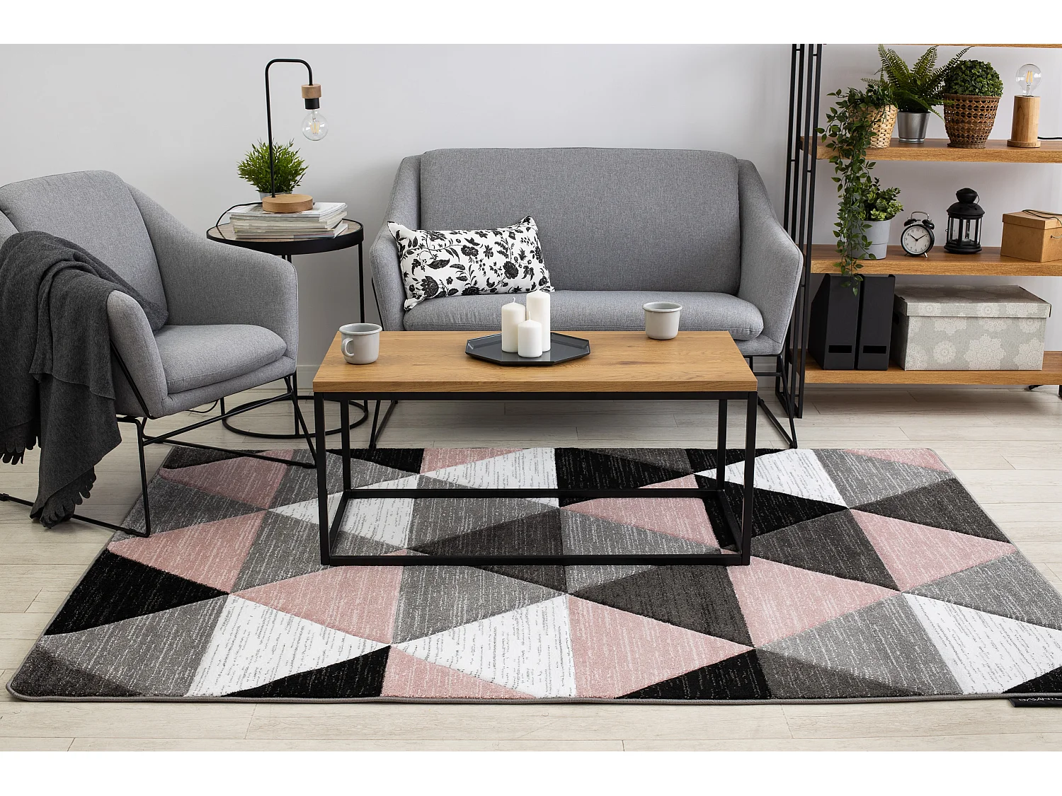 Tapis ALTER Rino triangle rose 200x290 cm