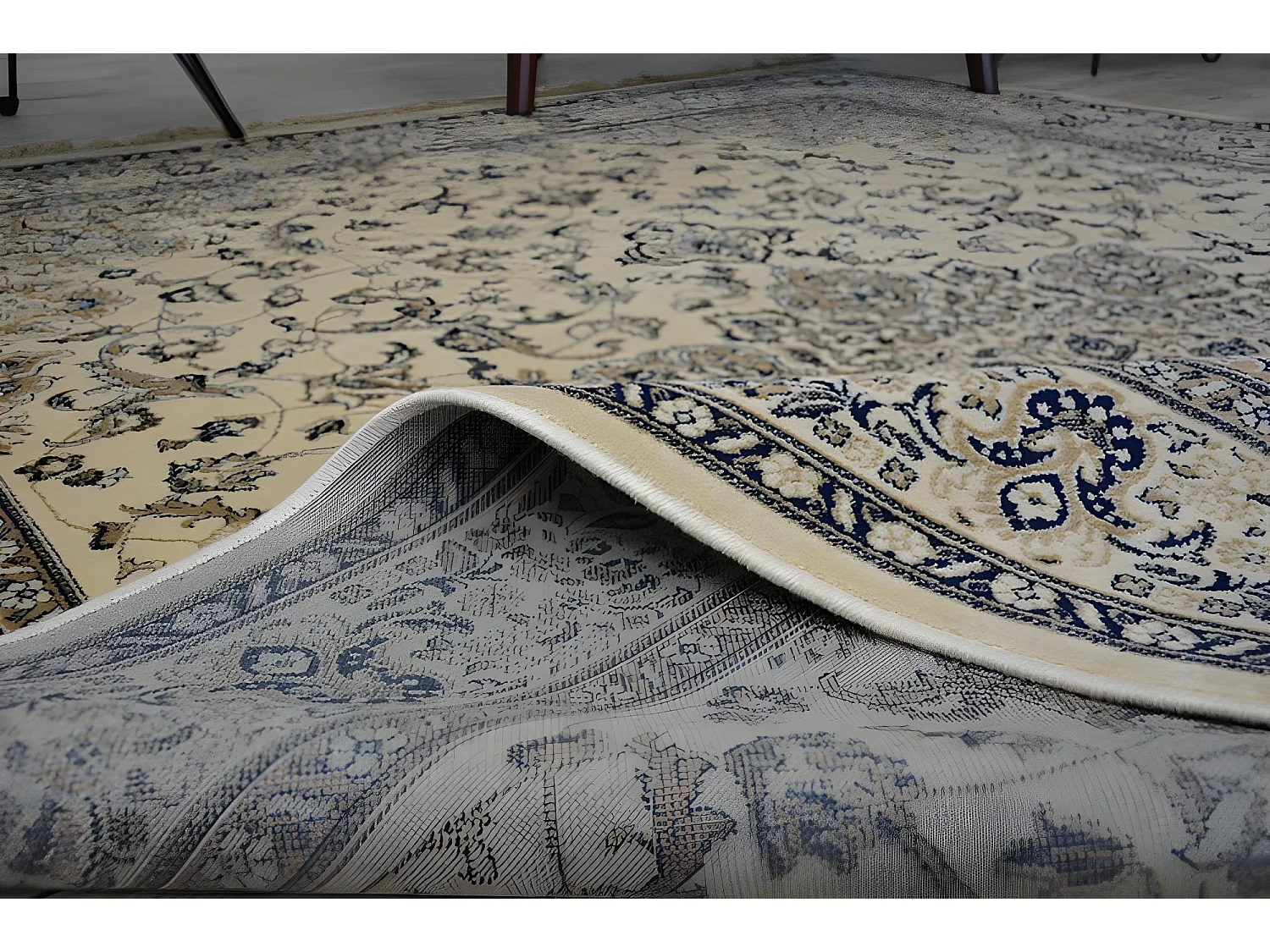 Tapijt WINDSOR 22915 Rosette ŻAKARD ivoor/blauw 120x170 cm