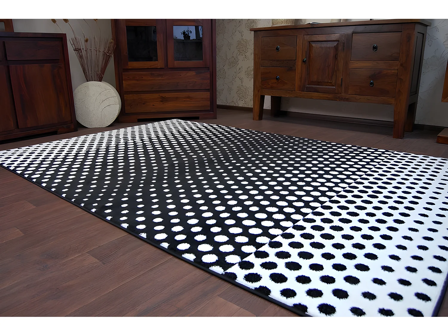 Tapijt SKETCH - F762 room/zwart - Stippen 120x170 cm