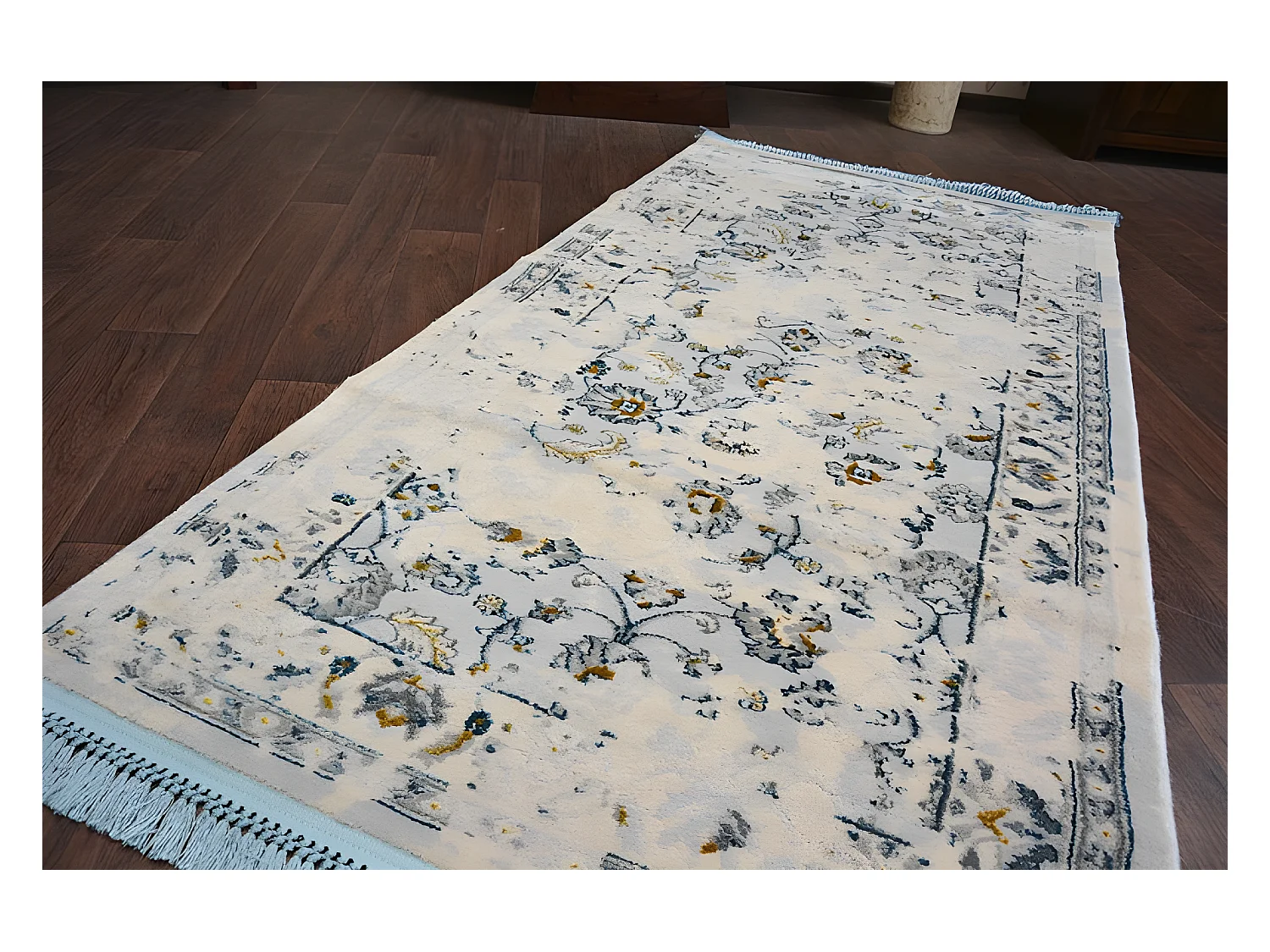 Tapijt ACRYL MANYAS 196AA ivoor / goud rand  80x150 cm