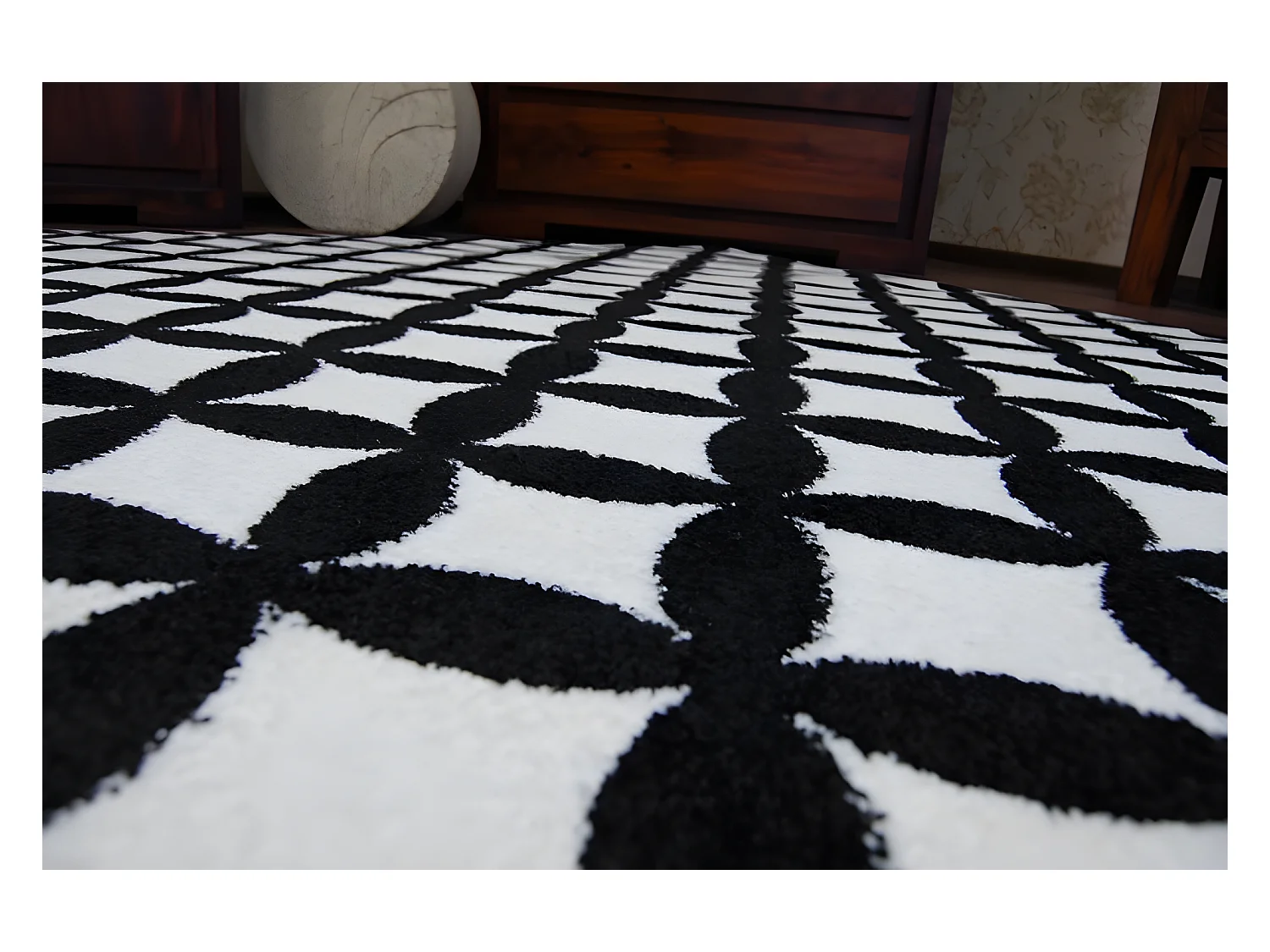 Tapis SKETCH - F757 crème et blanc - Carreau 140x190 cm