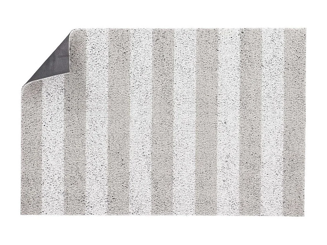 Alfombrilla con rayas verticales