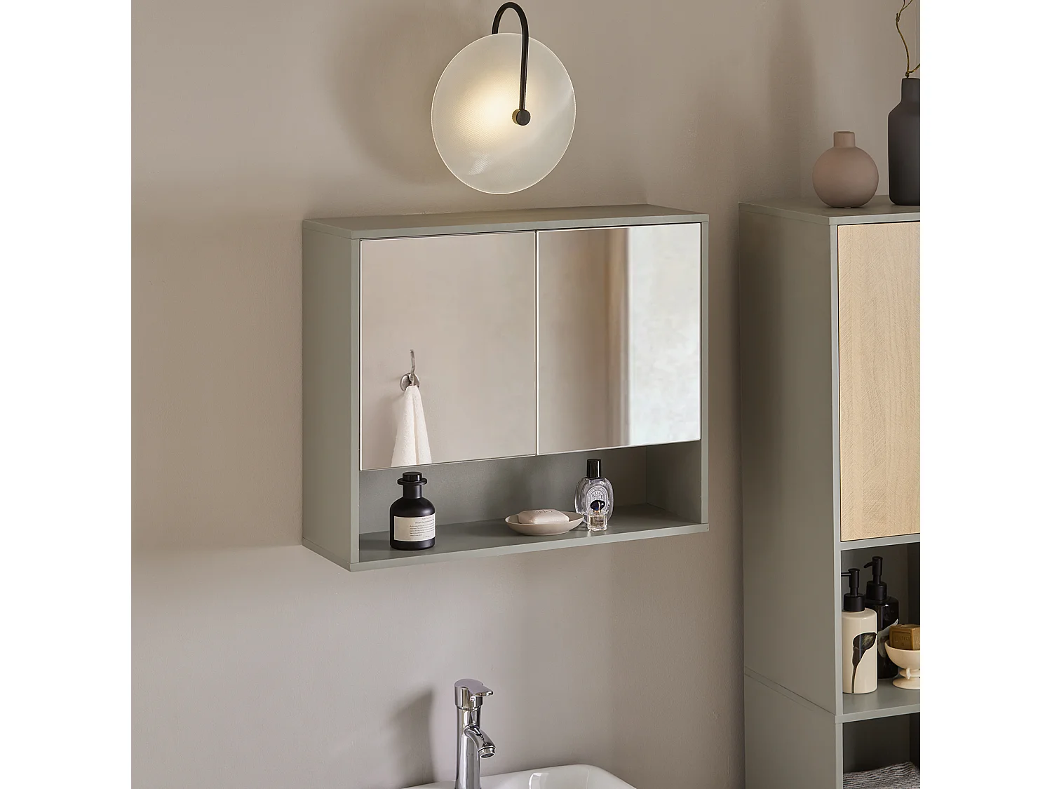 SoBuy Armoire Murale de Salle de Bain avec Miroir, Meuble de Toilette Suspendue Placard de Rangement, 60 x 20 x 49,5 cm, Gris, BZR134-NG
