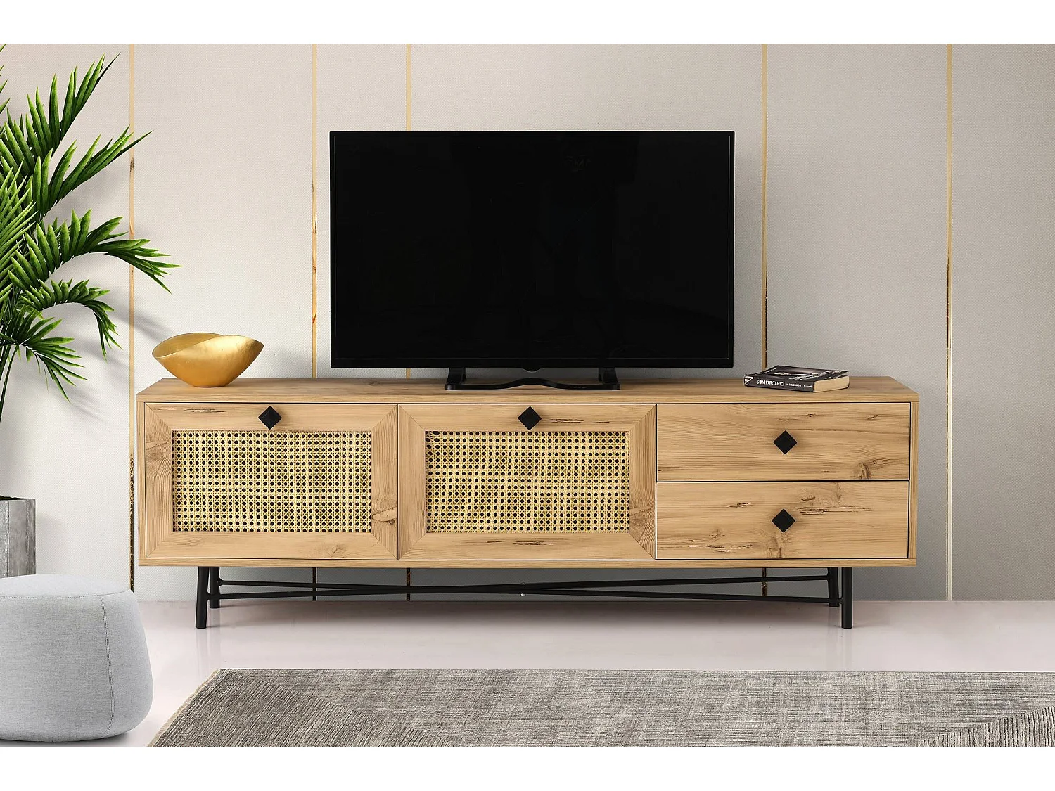 Meuble TV 2 portes en cannage et 2 tiroirs Smussi 180cm Bois Naturel et Métal Noir