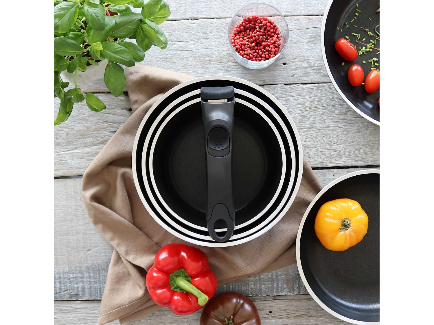 Menastyl - Set De 4 Pieces Casseroles Induction