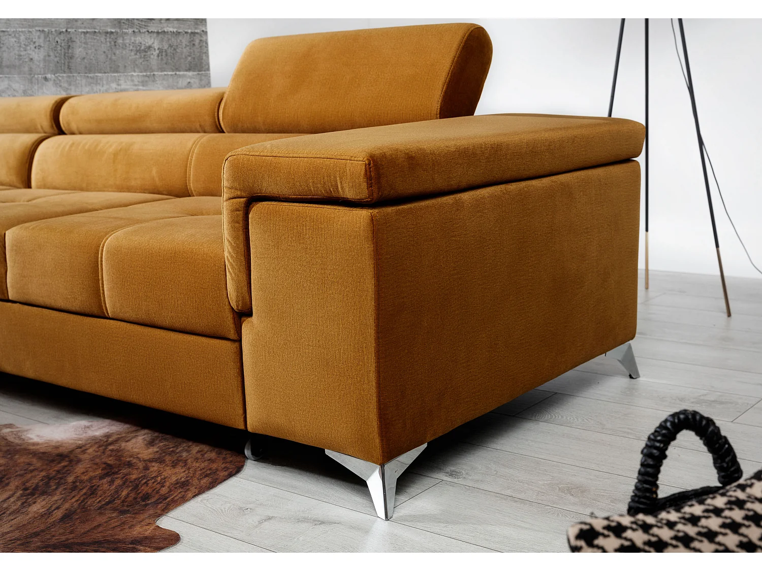 Canapé angle gauche convertible velours marron orangé avec appuis-tête réglables Rikaro 280cm
