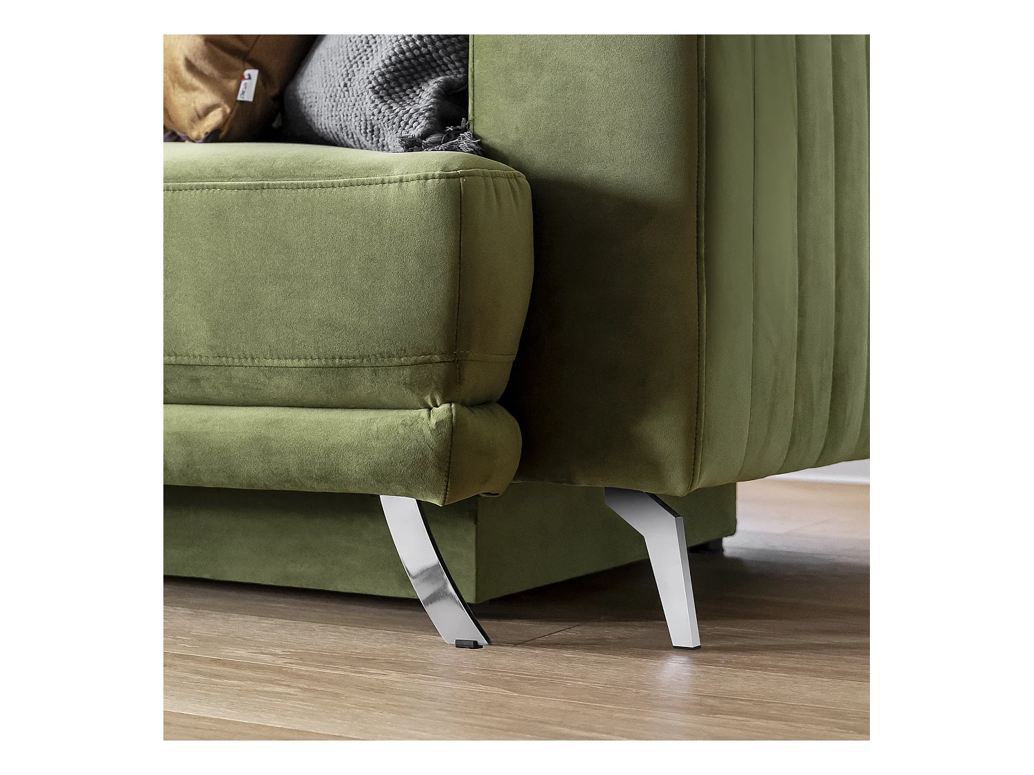 Canapé convertible design 3-4 places tissu effet cuir beige et pieds acier chromé Eliza 250cm