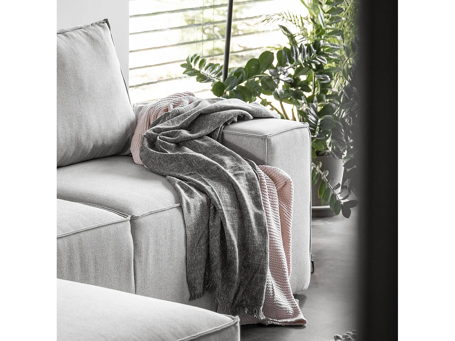 Canapé d'angle gauche convertible moderne tissu beige foncé chiné Willace 302cm