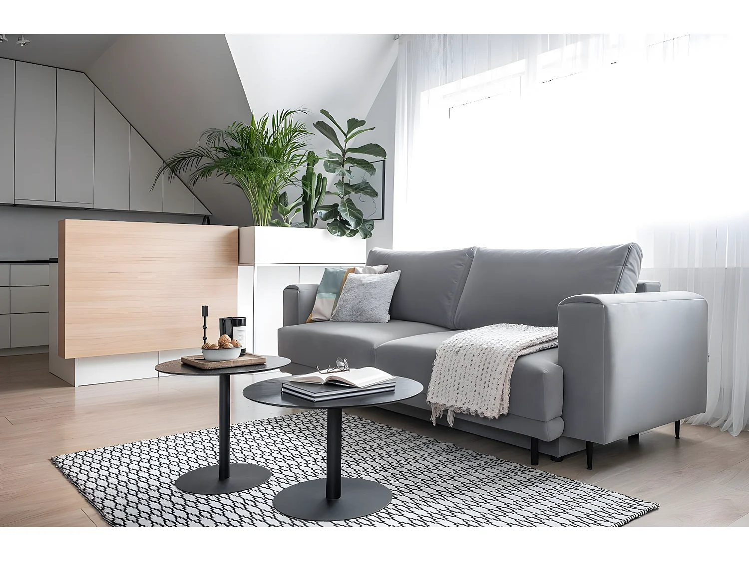 Canapé convertible design 4 places tissu doux marron et pieds métal noir Arkia 260cm