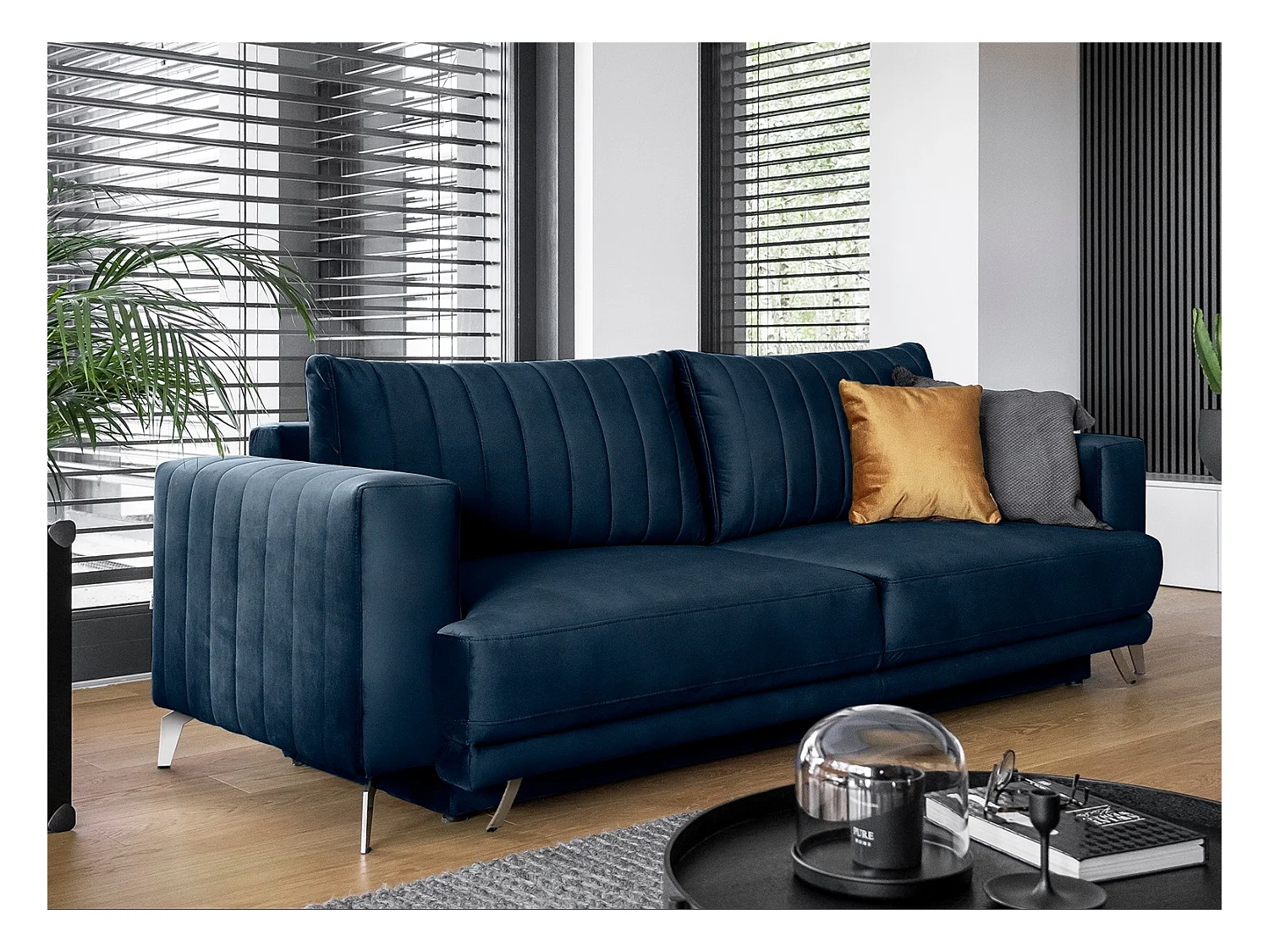 Canapé convertible design 3-4 places velours bleu nuit et pieds acier chromé Eliza 250cm